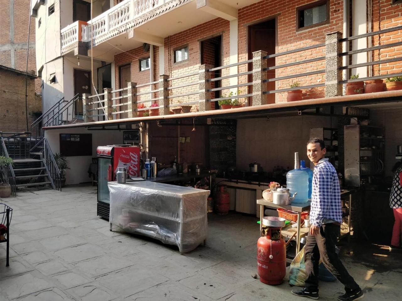 Langtang View Nagarkot Bed And Breakfast Екстер'єр фото
